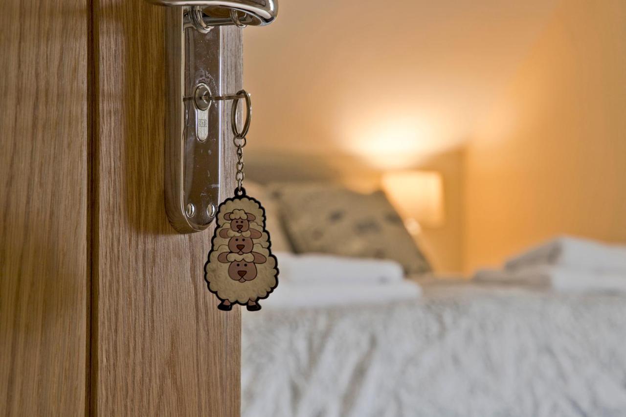 Moorland View Farm B&B Oakamoor エクステリア 写真